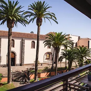 la-laguna-treasure-exclusiveness-prime-location.adeje-hotels.com/